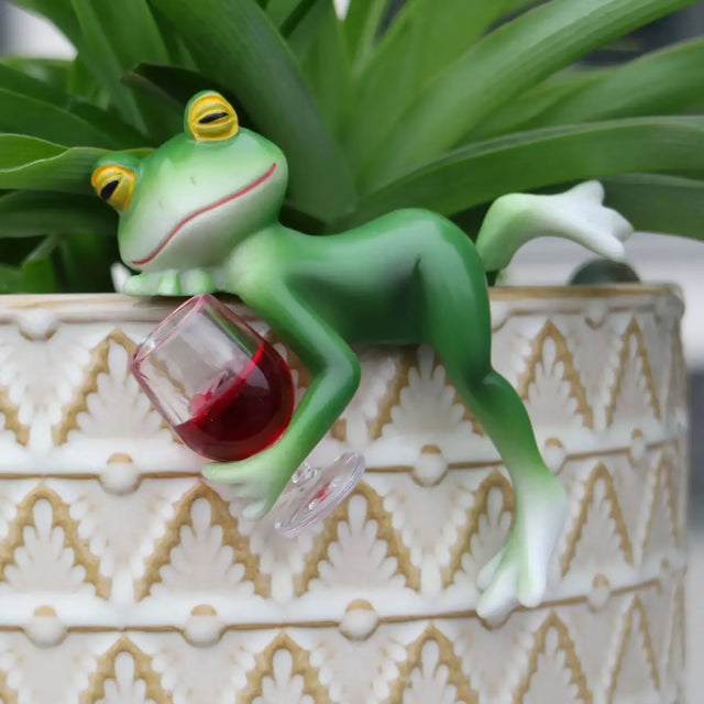 Tipsy Green Frog Flower Pot Hanger with Wine Glass Whimsical Garden Ornament